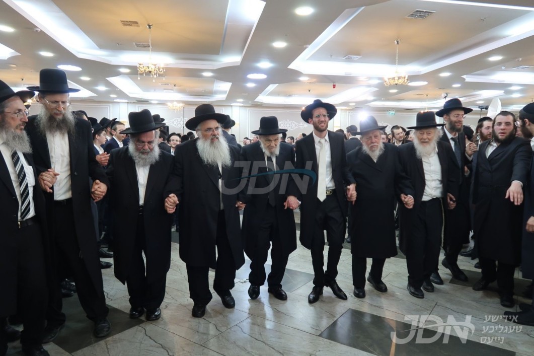 שמחת החתונה פון אן אייניקל פון הגרמ"ה הירש ר"י סלבודקה