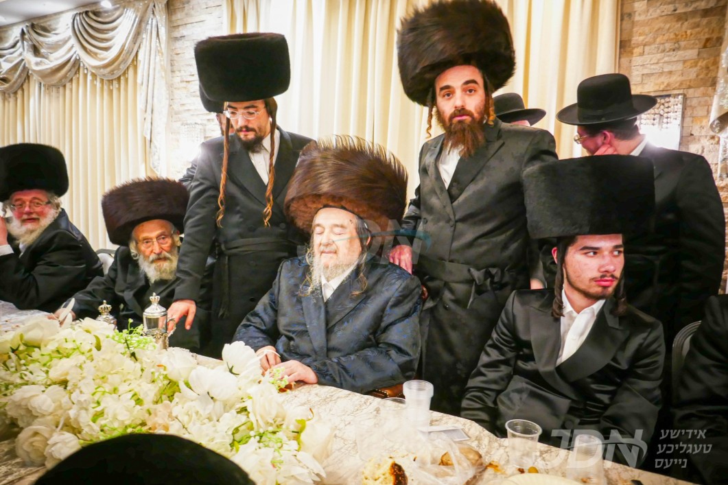 שמחת החתונה פון אן אור אייניקל פון הגה"צ רבי יעקב מאיר שעכטער