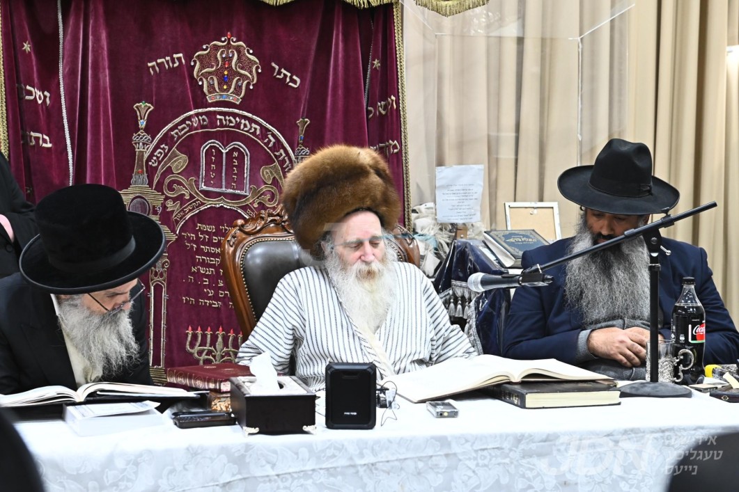 הגה"צ רבי יצחק מאיר מארגענשטערן ביים שיעור אין ישיבת תורת הנסתר עיטור רבנים אין בני ברק בנשיאות מחותנו האדמו"ר מאשלג בעל ה'בני היכלא' ובראשות אחיו הגה"ב רבי אליהו אשלג נשיא ממלכת הזוהר 'בני היכלא'‎