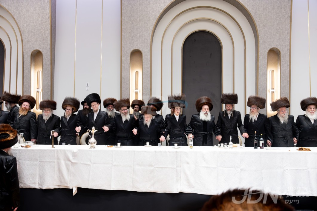 שמחת החתונה בבית ראחמיסטריווקא - פאלטישאן בענזאנהורסט - צאנז קרית יואל
