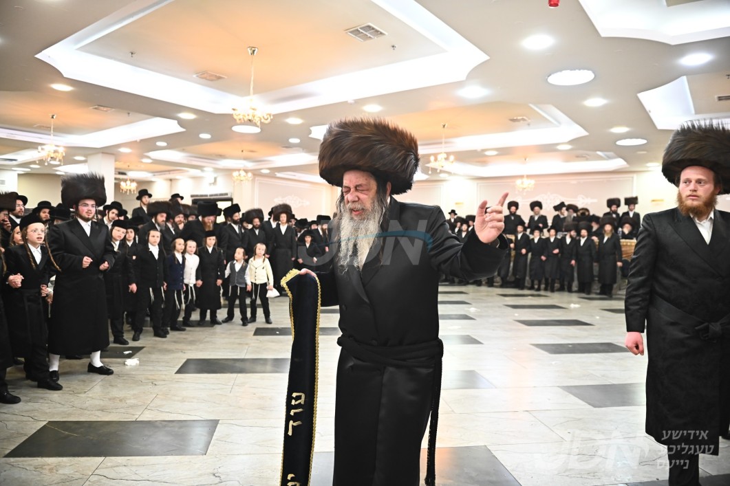 שמחת החתונה בבית זוועהיל - סקולען בני ברק