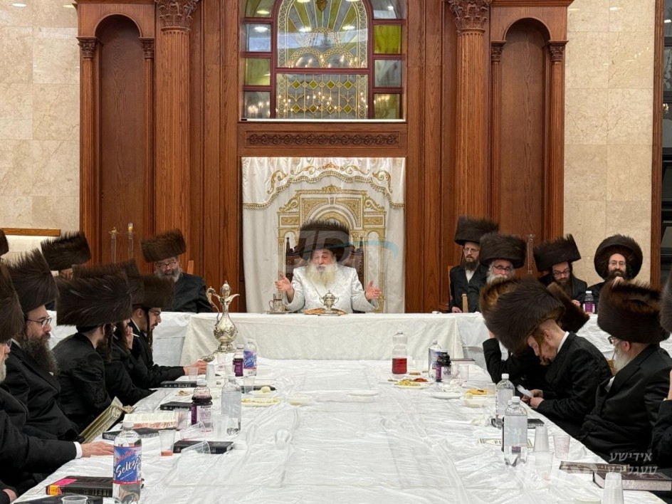 פסח אין חצר הקודש קראלי