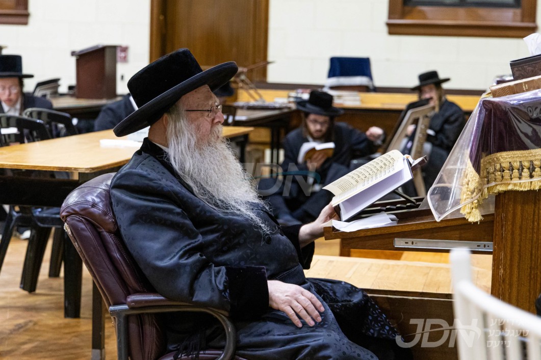 תשעה באב ביי האדמו"ר מניקלשבורג