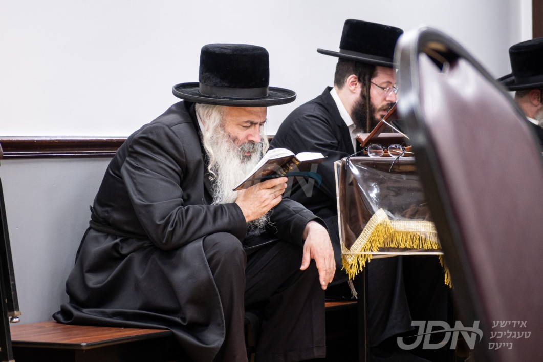 תשעה באב ביי אבד"ק יאקע