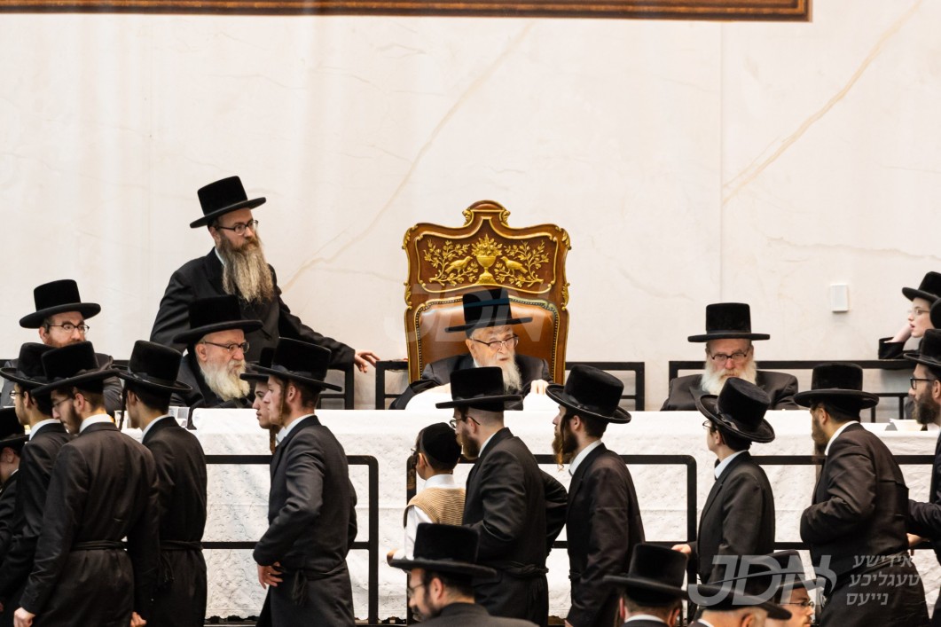 יארצייט פון הרה"ק בעל מאור עינים זי"ע ביי האדמו"ר מסקווירא