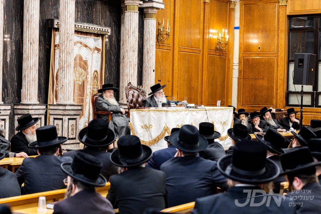 עצרת הספד צום פטירה פון הרה"ג צבי זאב בערגער זצ"ל מו"ץ צאנז קלויזענבורג