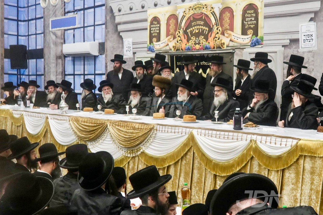 שמחת התנאים בבית וויזניץ ירושלים - מחנובקה בעלזא