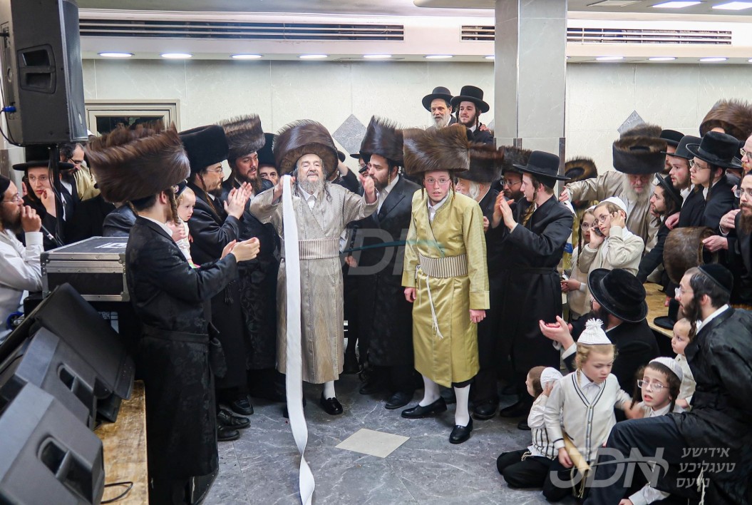 שמחת החתונה פון אן אור אייניקל פון הגה"צ רבי יעקב מאיר שעכטער