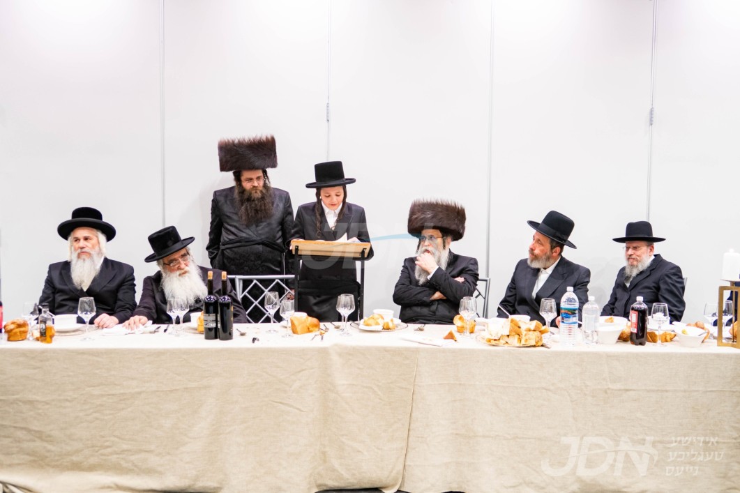 שמחת הבר מצוה פון בן אב"ד איגוד אברכים און אייניקל פון גאב"ד אנטוערפן
