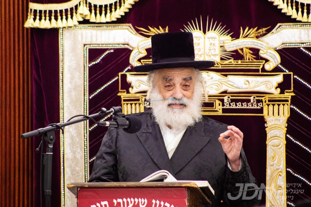 האדמו"ר מוויזניץ פון ירושלים פארמישט אין אן עקסידענט אויפן וועג צום ציון הק' אין מאנסי