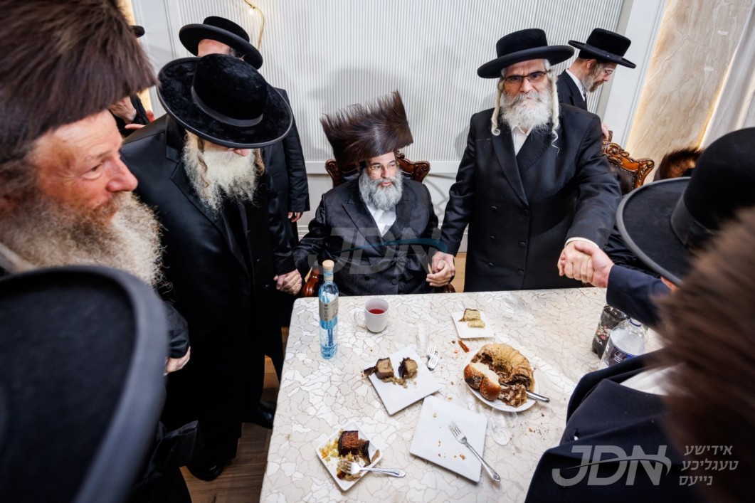 שמחת החתונה פון אן אייניקל פון העסקן הנודע פאר נכדי הרה"ק רבי ישעי'לע מקערעסטיר זי"ע, הרה"ח ר' נפתלי הערש צאהלער הי"ו