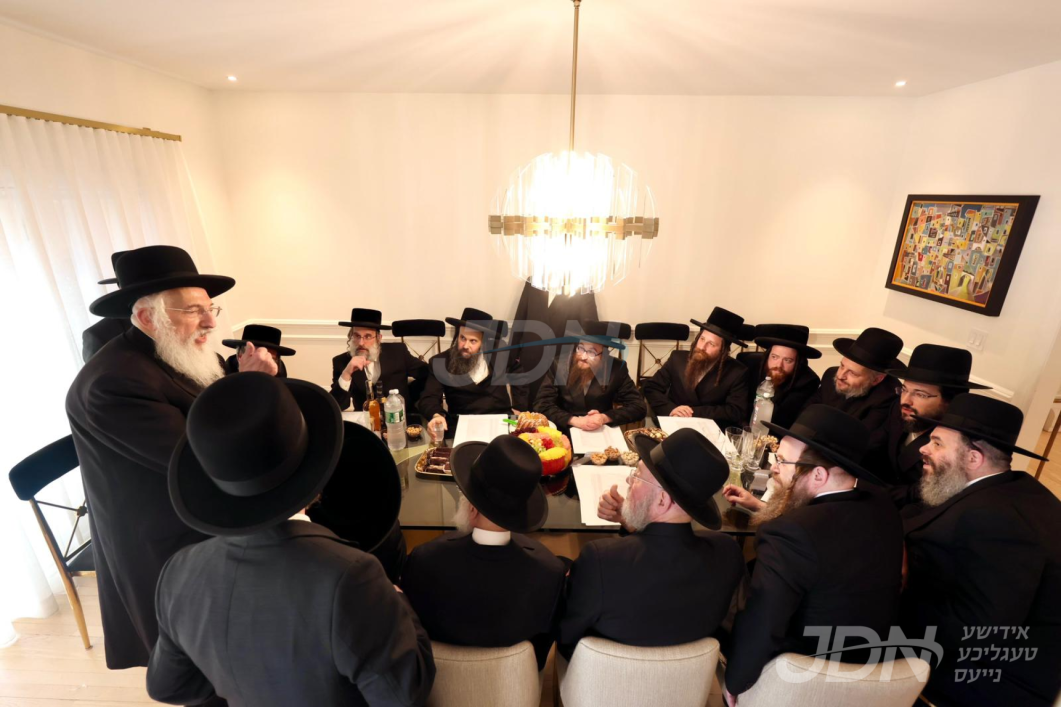 היסטארישע ווענדפונקט בחצרות הקודש סאטמאר, ירושה פון הרה"ק בעל ברך משה זצ"ל ווערט צוטיילט אצינד בעמק השוה