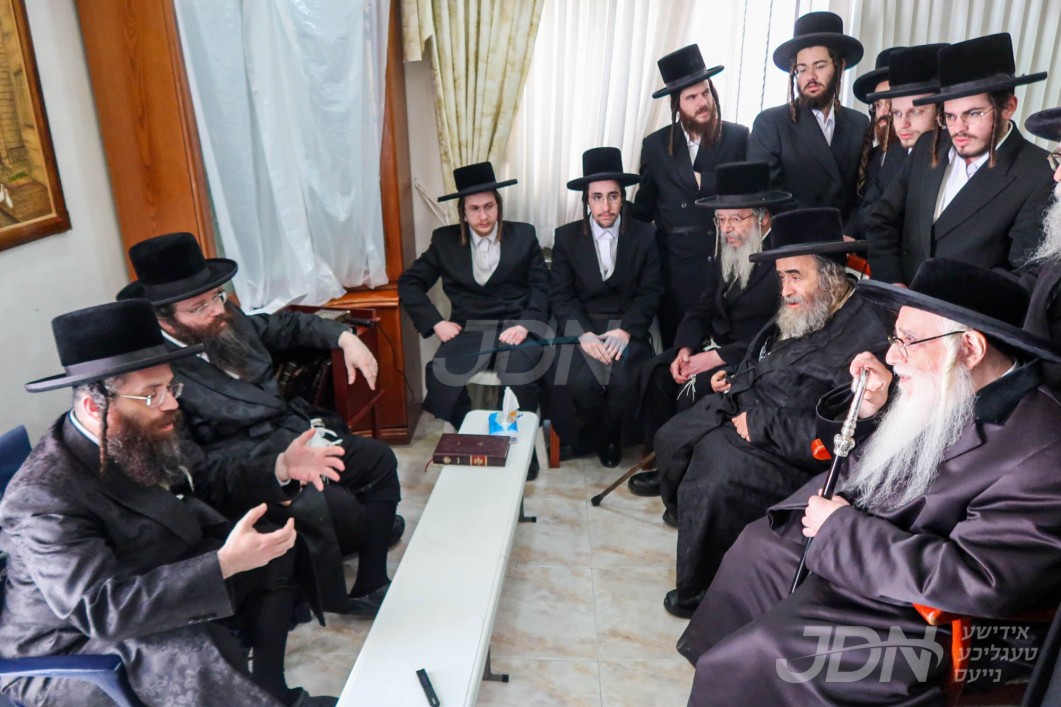 ניחום אבלים צום פטירה פון הרבנית מזידיטשויב ספינקא ע"ה