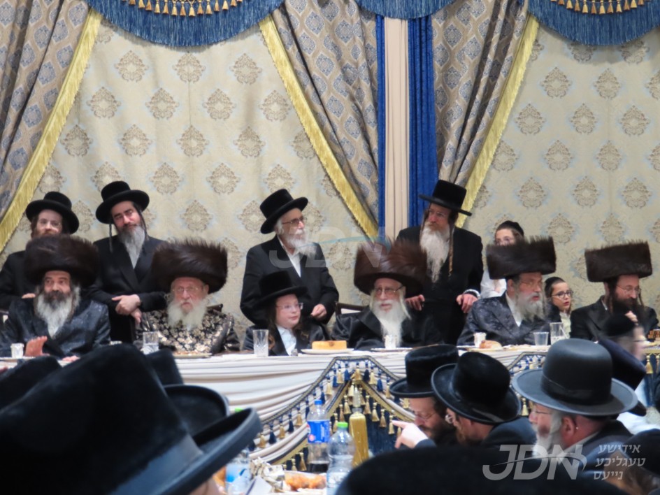 שמחת הבר מצוה פון אן אייניקל פון האדמו"ר מזוטשקא און גאב"ד קרית הבעש"ט פתח תקוה, אור איינקל פון האדמו"ר משאץ