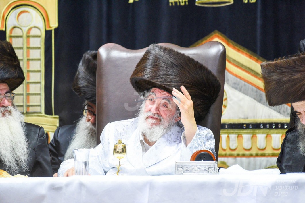לבקש רחמים: האדמו"ר מוויזניץ לרפו"ש וועט אריבערגיין א פראצעדור מארגן אויפן הארץ, להחזיקו ולהחיותו להחלימו ולרפאותו
