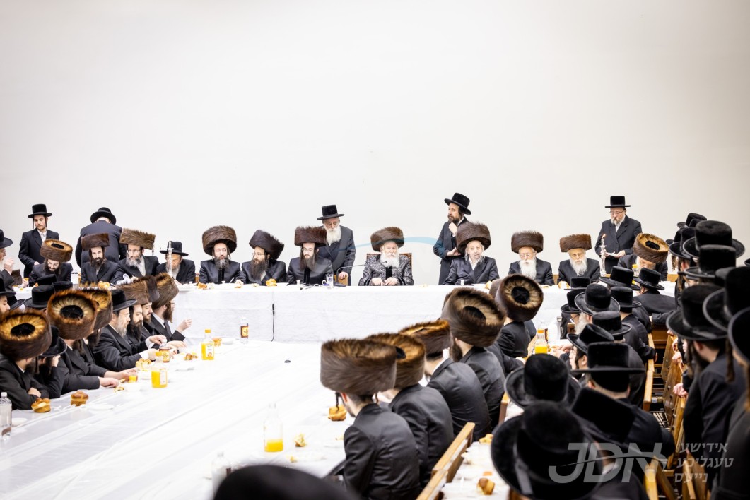 שמחת הוואכנאכט און ברית פון אן אור אייניקל פון האדמו"ר מבאבוב