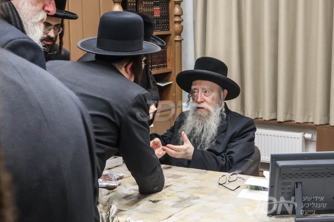 סדר לימוד שעות רצופות אין ישיבת בין הזמנים און חלוקת ספרים אין חצר הקודש פשעווארסק