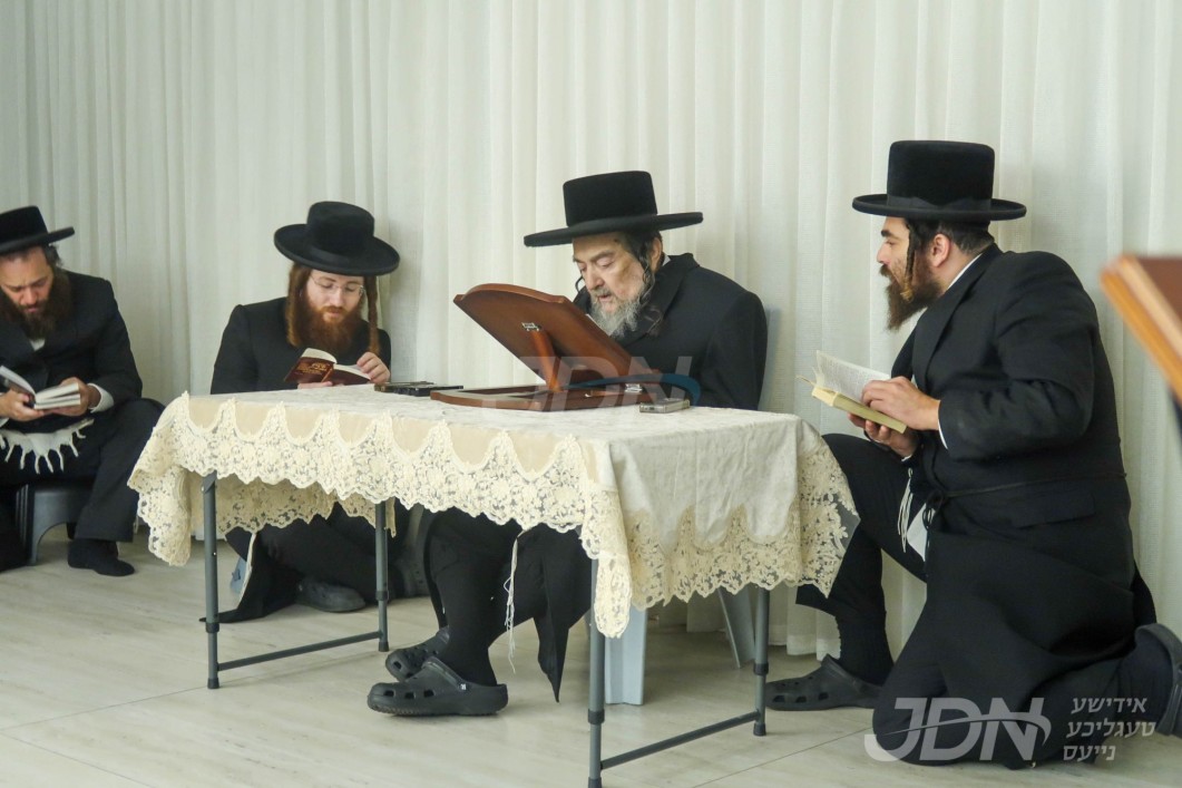תשעה באב ביי הגה"צ רבי יעקב מאיר שעכטער