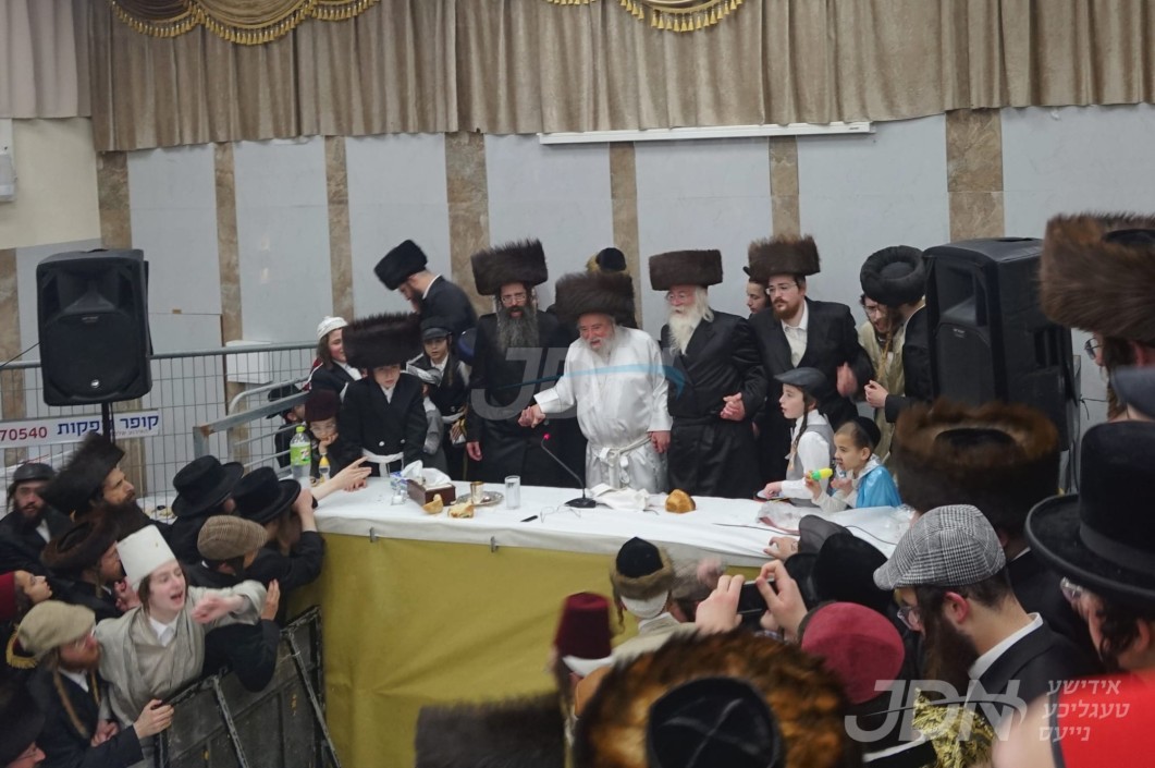 פורים ביי הגה"צ רבי יצחק משה ערלאנגער