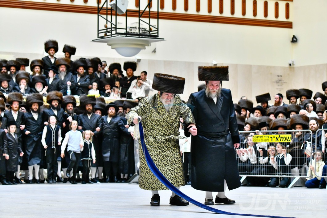 ווידעא: שמחת החתונה פון אן אייניקל פון האדמו"ר מוויזניץ