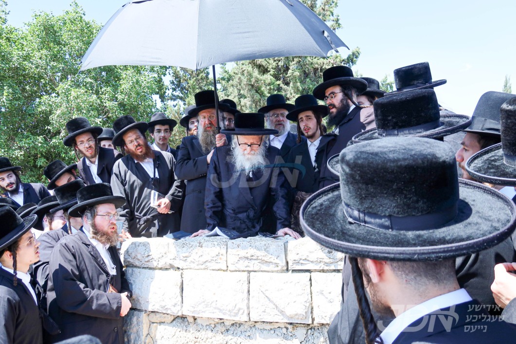 האדמו"ר מסערדאהעלי באזוכט אין ארה"ק