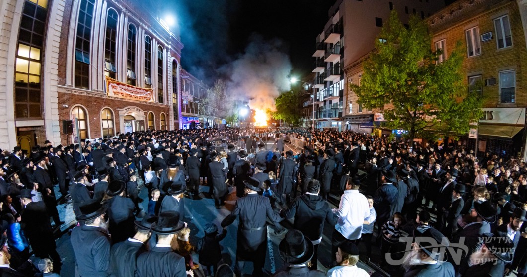 אב"ד באיאן ארה"ב ביים הדלקה ל"ג בעומר