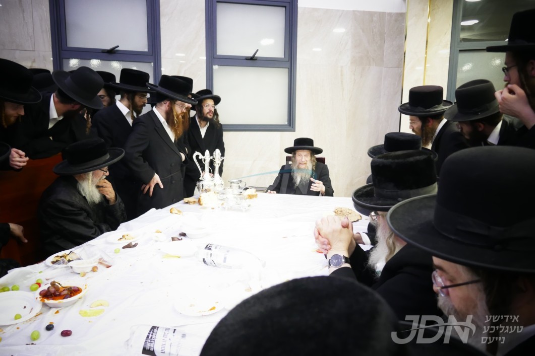 יארצייט פון הרה"ק רבי דוד צבי שלמה מלעלוב זי"ע ביי האדמו"ר מלעלוב ניקלשבורג