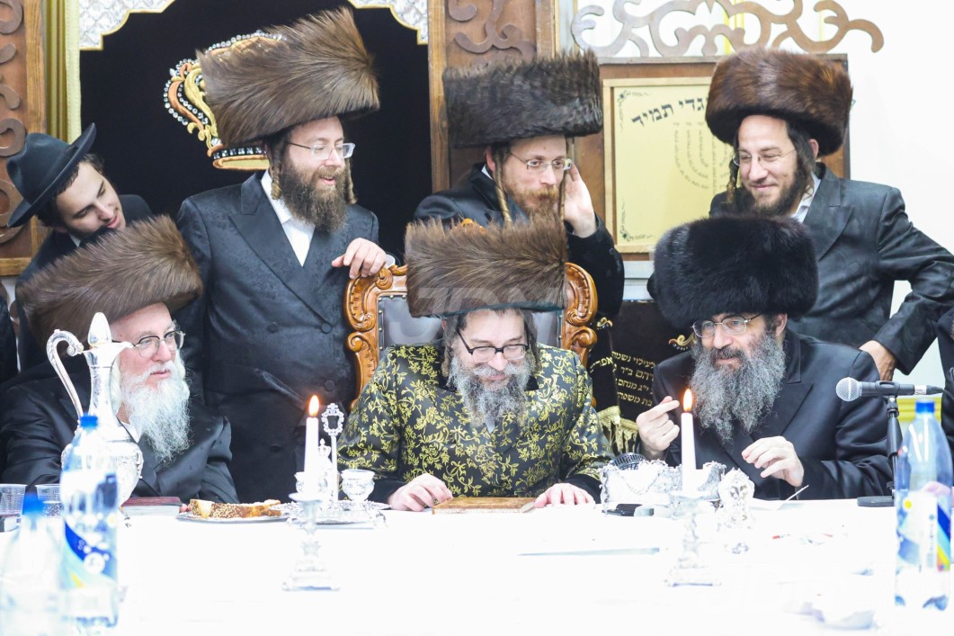 יארצייט פון הרה"ק בעל מאור ישראל מסקולען זי"ע ביי בנו האדמו"ר מסקולען פון ירושלים