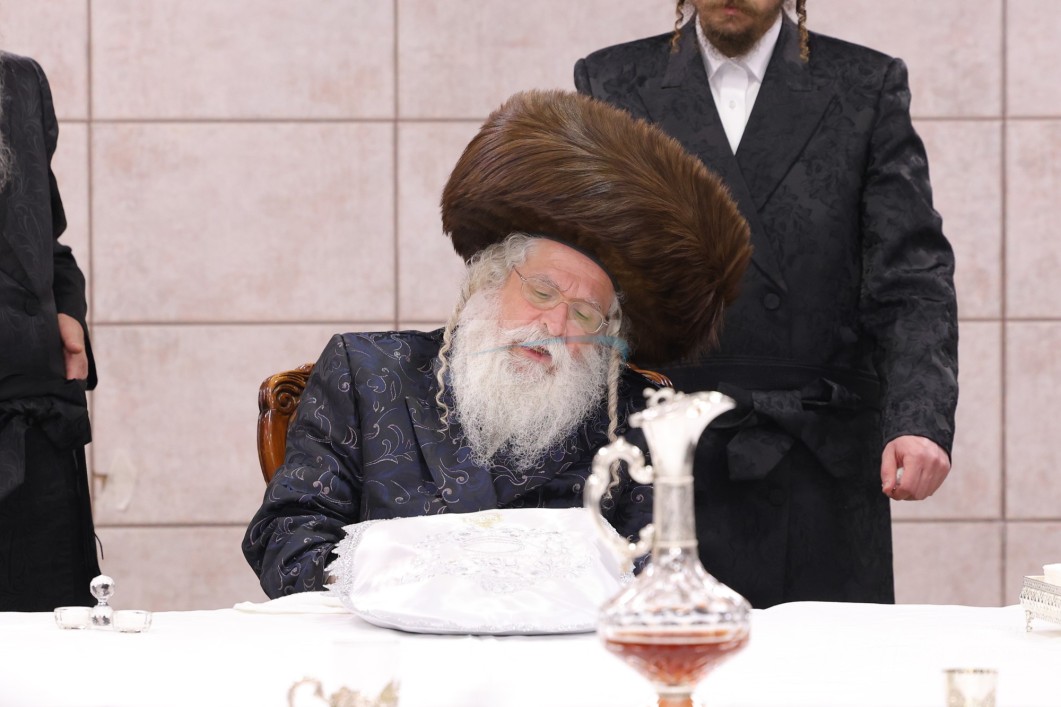 פסח אין חצר הקודש נדבורנה ירושלים